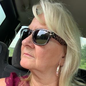 Meet your Posher, Cathy